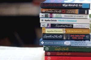 Agatha christie livres